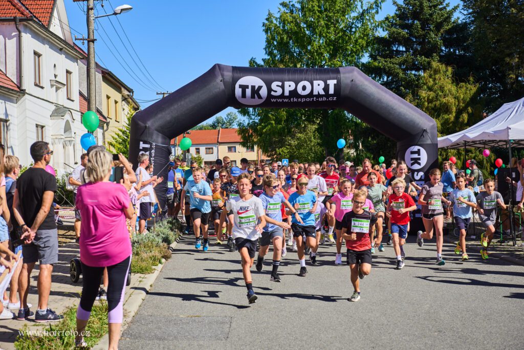 Fotogalerii naleznete na webu www.hofrfoto.cz. Odkaz v článku